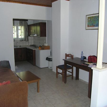 فندق Kardanis House بارغا المظهر الخارجي الصورة